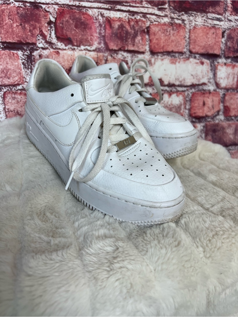 Nike Air Force 1 Sage Low Triple White Platform Sneakers Size 7.5 - Picture 9 of 10